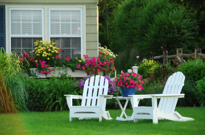 10 Great Gardening Tips & Tricks 10 Great Gardening Tips & Tricks